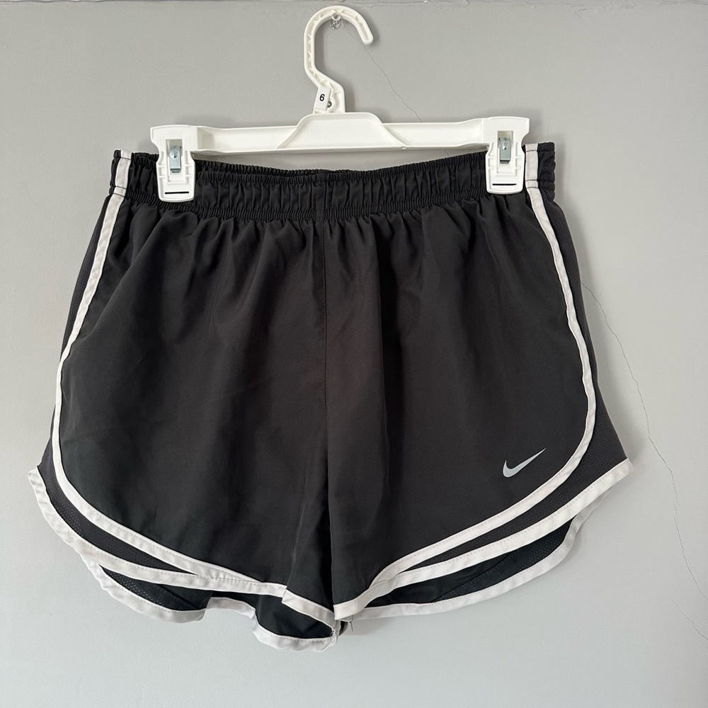 Nike Black Athletic Shorts Moisture-Wicking Lightweight